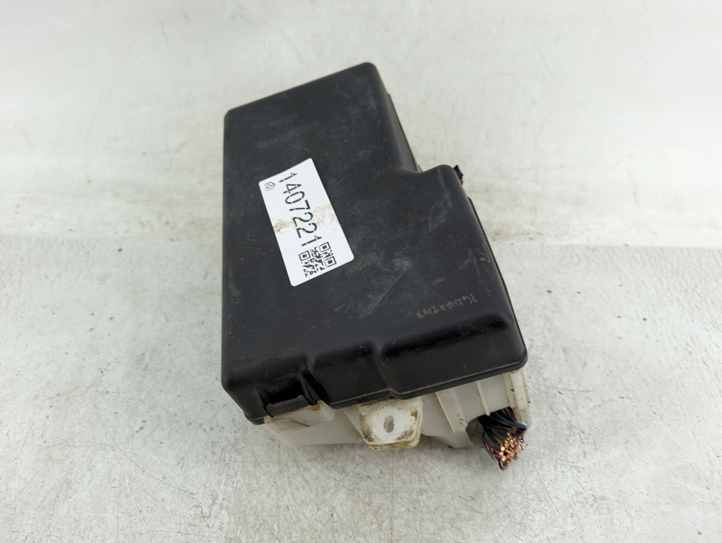 2008-2010 Mazda 5 Fusebox Fuse Box Panel Relay Module P/N:518747118 128 00 998 Fits Fits 2008 2009 2010 OEM Used Auto Parts 