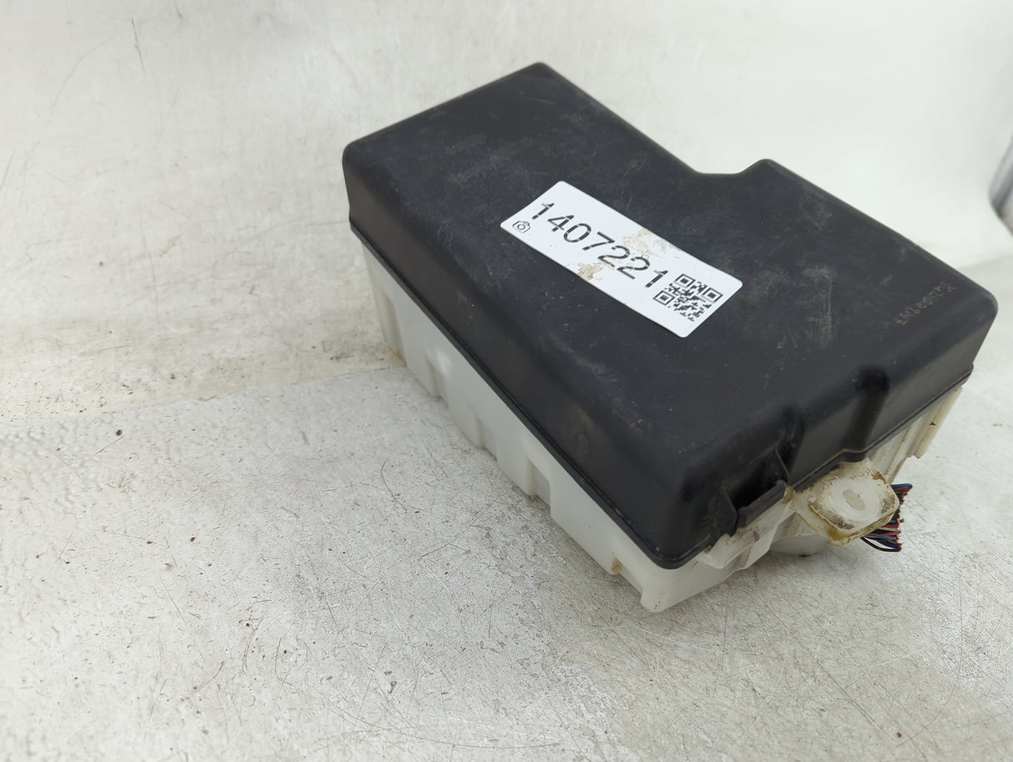 2008-2010 Mazda 5 Fusebox Fuse Box Panel Relay Module P/N:518747118 128 00 998 Fits Fits 2008 2009 2010 OEM Used Auto Parts 