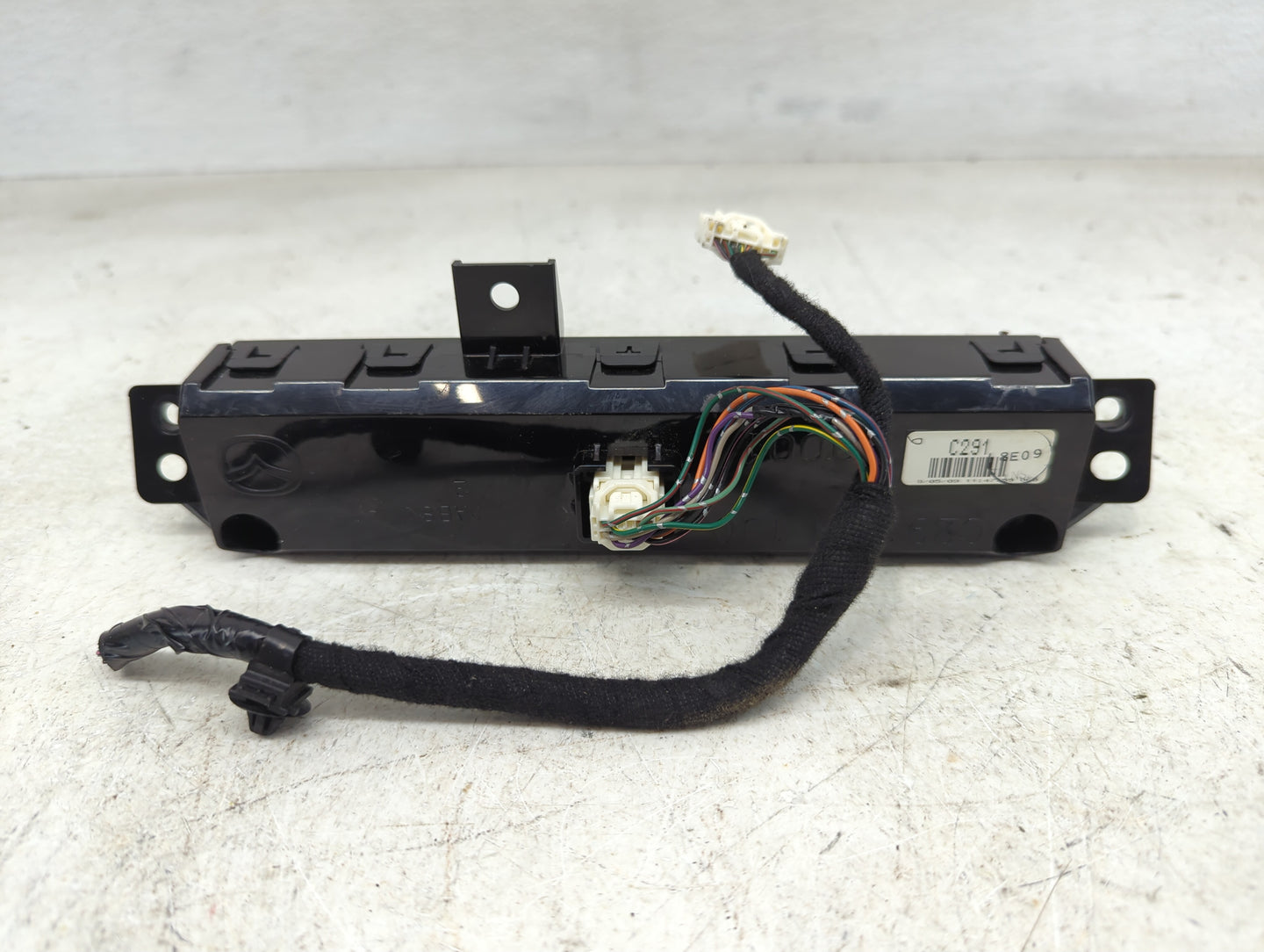 2008-2010 Mazda 5 Climate Control Module Temperature AC/Heater Replacement P/N:C291 61 1J0 Fits Fits 2008 2009 2010 OEM Used