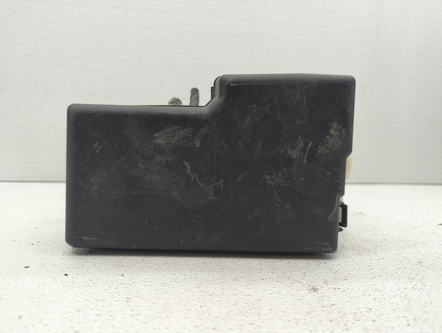 2008-2010 Mazda 5 Fusebox Fuse Box Panel Relay Module P/N:CD84 66 760 Fits Fits 2008 2009 2010 OEM Used Auto Parts - Oemused