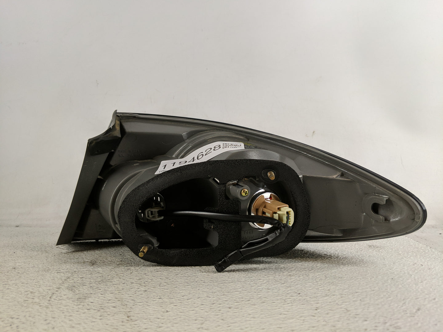 2006-2008 Mazda 6 Tail Light Assembly Driver Left OEM Fits Fits 2006 2007 2008 OEM Used Auto Parts - Oemusedautoparts1.com