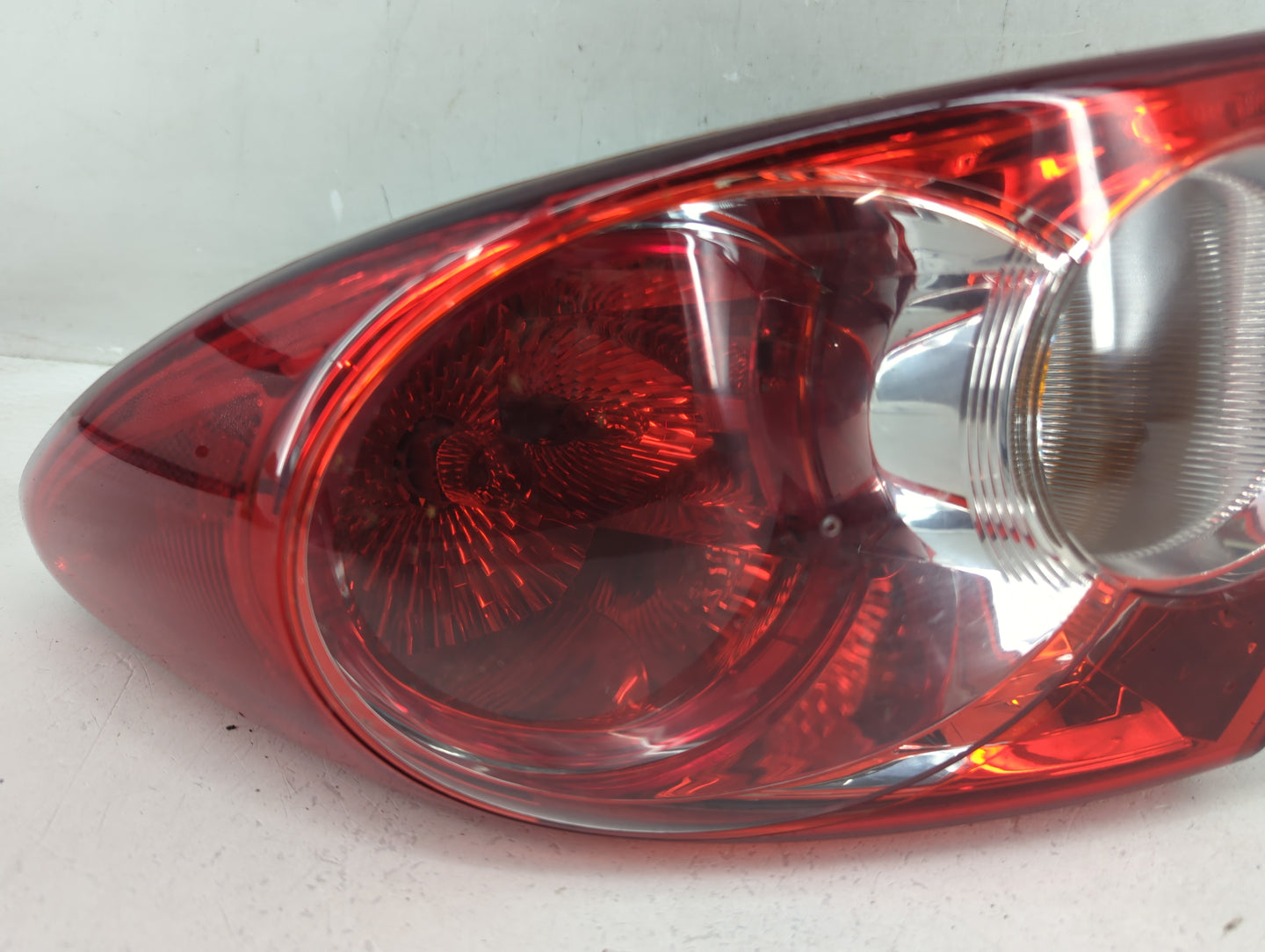 2006-2008 Mazda 6 Tail Light Assembly Passenger Right OEM P/N:2XL 950 100 Fits Fits 2006 2007 2008 OEM Used Auto Parts - Oem