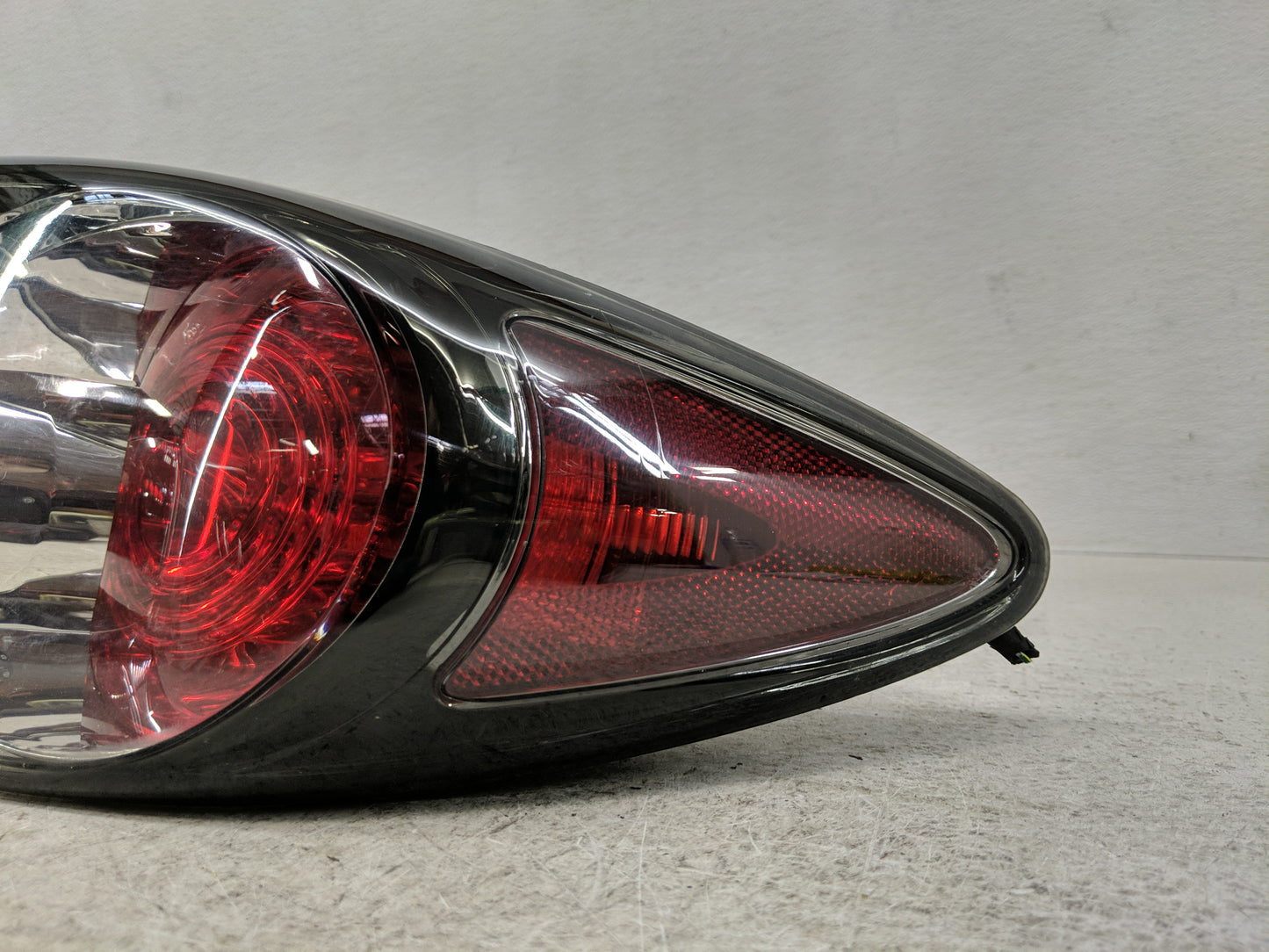 2006-2008 Mazda 6 Tail Light Assembly Passenger Right OEM P/N:2XL 950 100 Fits Fits 2006 2007 2008 OEM Used Auto Parts - Oem
