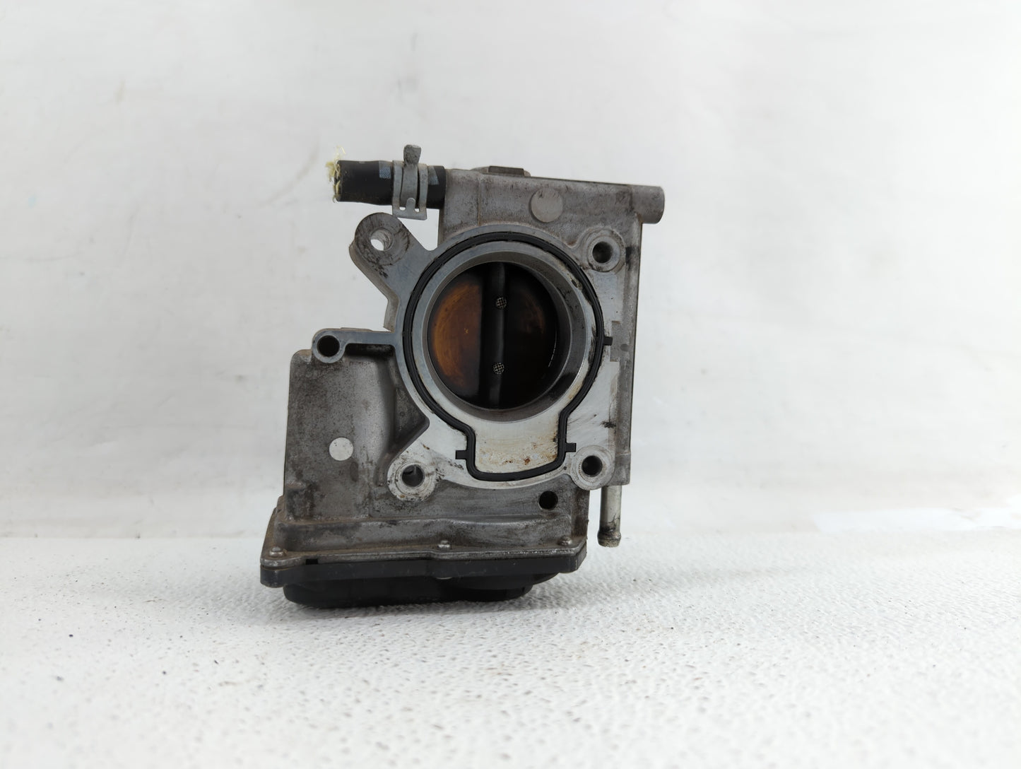 2006-2008 Mazda 6 Throttle Body P/N:6M8G-9F991-A L3R4 13 640, L3G2 13 640 A Fits Fits 2006 2007 2008 2009 2010 2011 2012 201
