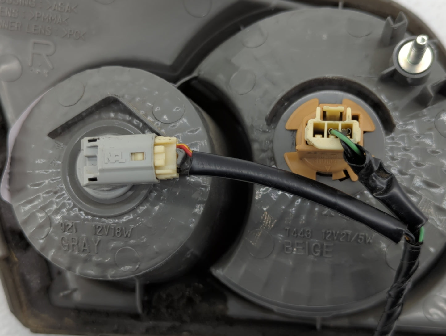 2006-2008 Mazda 6 Tail Light Assembly Driver Left OEM P/N:744B Fits Fits 2006 2007 2008 OEM Used Auto Parts - Oemusedautopar