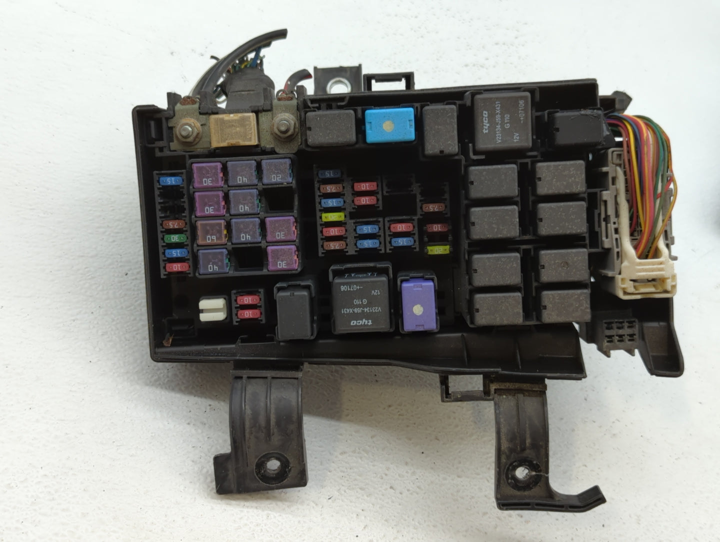 2008 Mazda 6 Fusebox Fuse Box Panel Relay Module Fits OEM Used Auto Parts - Oemusedautoparts1.com
