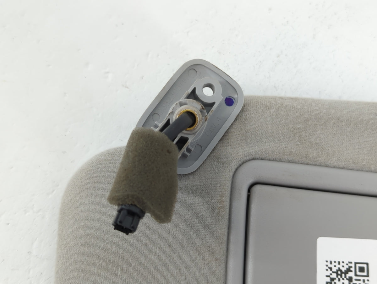 2008 Mazda 6 Sun Visor Shade Replacement Passenger Right Mirror Fits OEM Used Auto Parts - Oemusedautoparts1.com