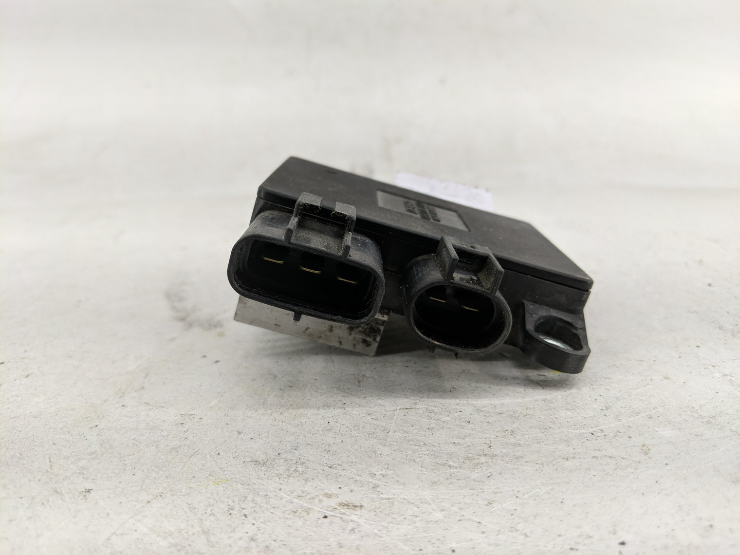 2007-2009 Mazda Cx-7 Body Control Module Bcm Inner Cabin Fuse Box - Oemusedautoparts1.com