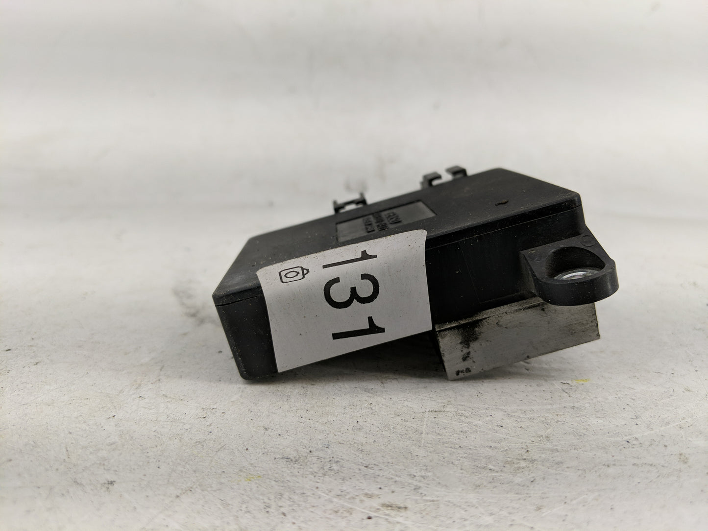 2007-2009 Mazda Cx-7 Body Control Module Bcm Inner Cabin Fuse Box - Oemusedautoparts1.com