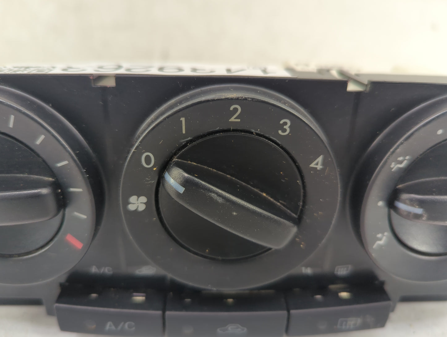 2007-2009 Mazda Cx-7 Climate Control Module Temperature AC/Heater Replacement P/N:BEQ1 N130CE0241.09 Fits Fits 2007 2008 200