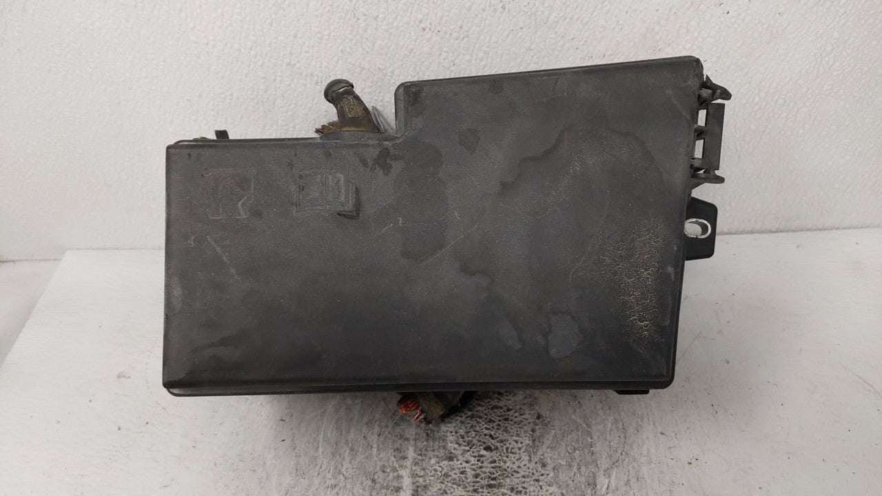 2007-2009 Mazda Cx-7 Fusebox Fuse Box Panel Relay Module P/N:EG21-66767 518818109, EG21-66761A Fits Fits 2007 2008 2009 OEM 