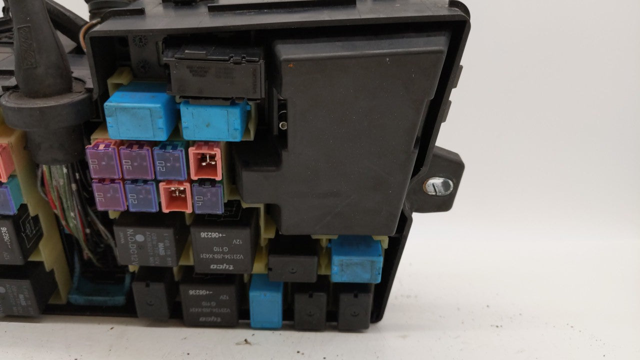 2007-2009 Mazda Cx-7 Fusebox Fuse Box Panel Relay Module P/N:EG21-66767 518818109, EG21-66761A Fits Fits 2007 2008 2009 OEM 
