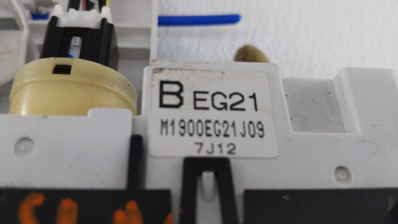 2007-2009 Mazda Cx-7 Climate Control Module Temperature AC/Heater Replacement P/N:BEG21 K1900EG22 Fits Fits 2007 2008 2009 O