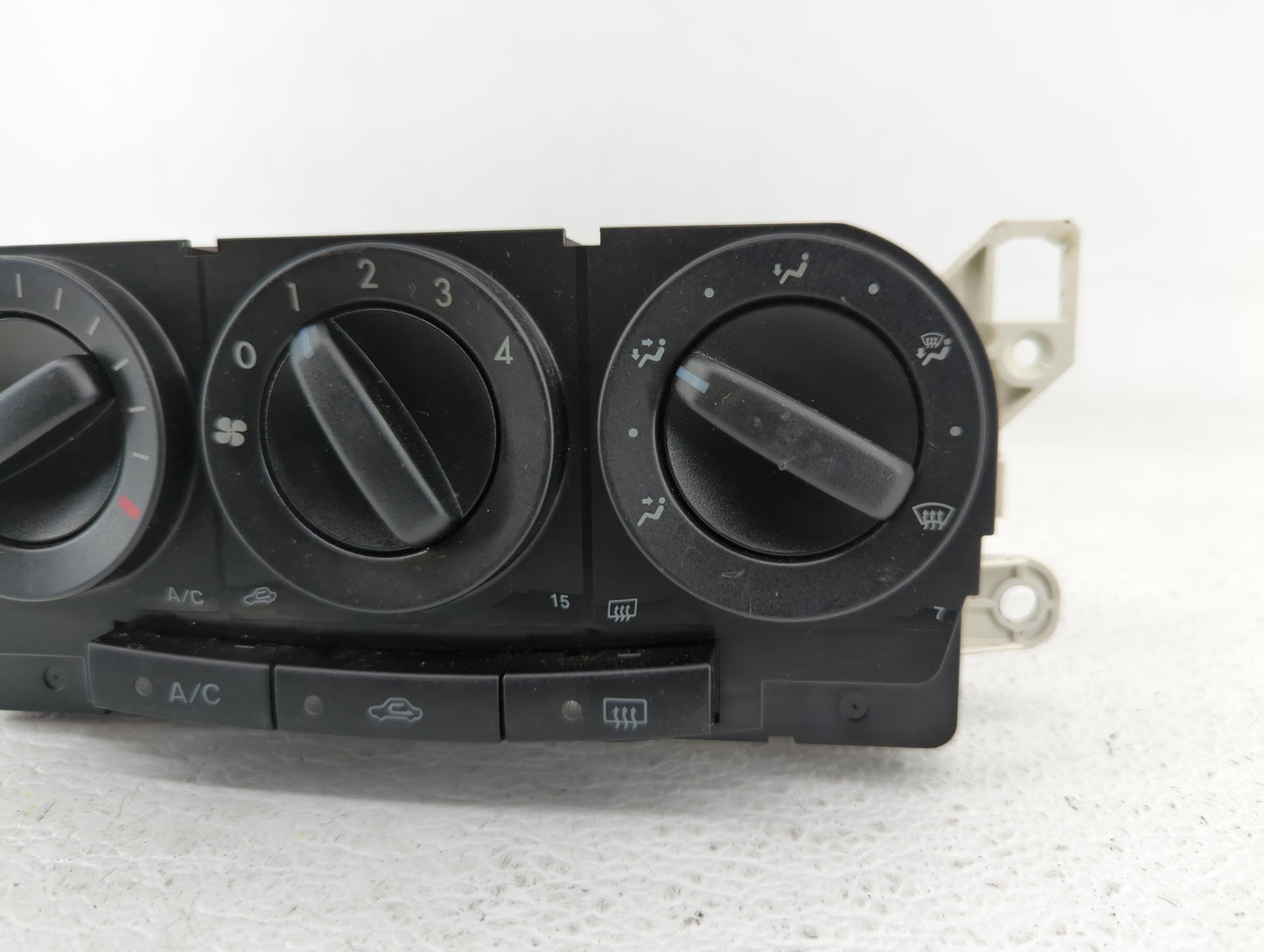 2007-2009 Mazda Cx-7 Climate Control Module Temperature AC/Heater Replacement P/N:M1900EG21K10 M1900EG21E05 Fits OEM Used Au