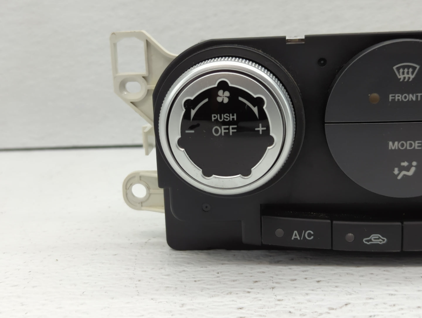 2007-2009 Mazda Cx-7 Climate Control Module Temperature AC/Heater Replacement P/N:K1900EG22 Fits Fits 2007 2008 2009 OEM Use