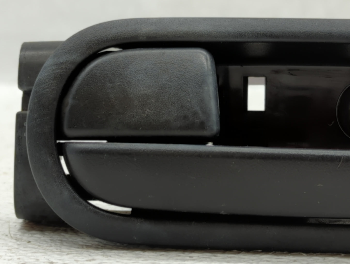 2008 Mazda Cx-7 Driver Front Left Door Handle Exterior Assembly - Oemusedautoparts1.com