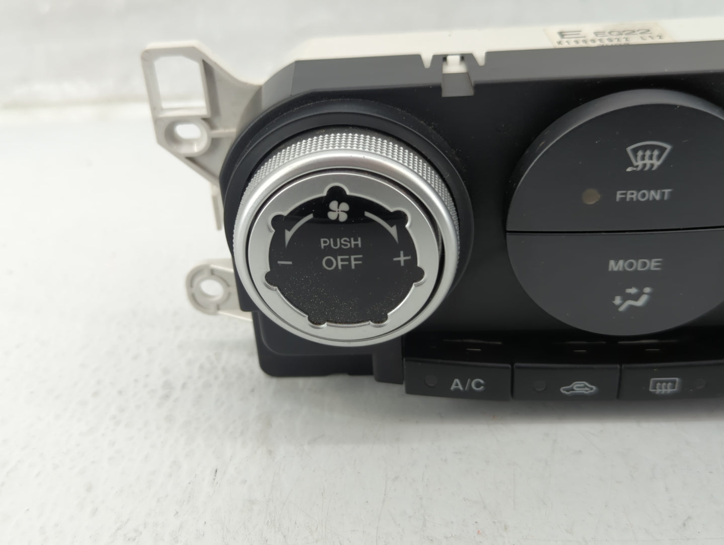 2007-2009 Mazda Cx-7 Climate Control Module Temperature AC/Heater Replacement P/N:K1900EG22 Fits Fits 2007 2008 2009 OEM Use