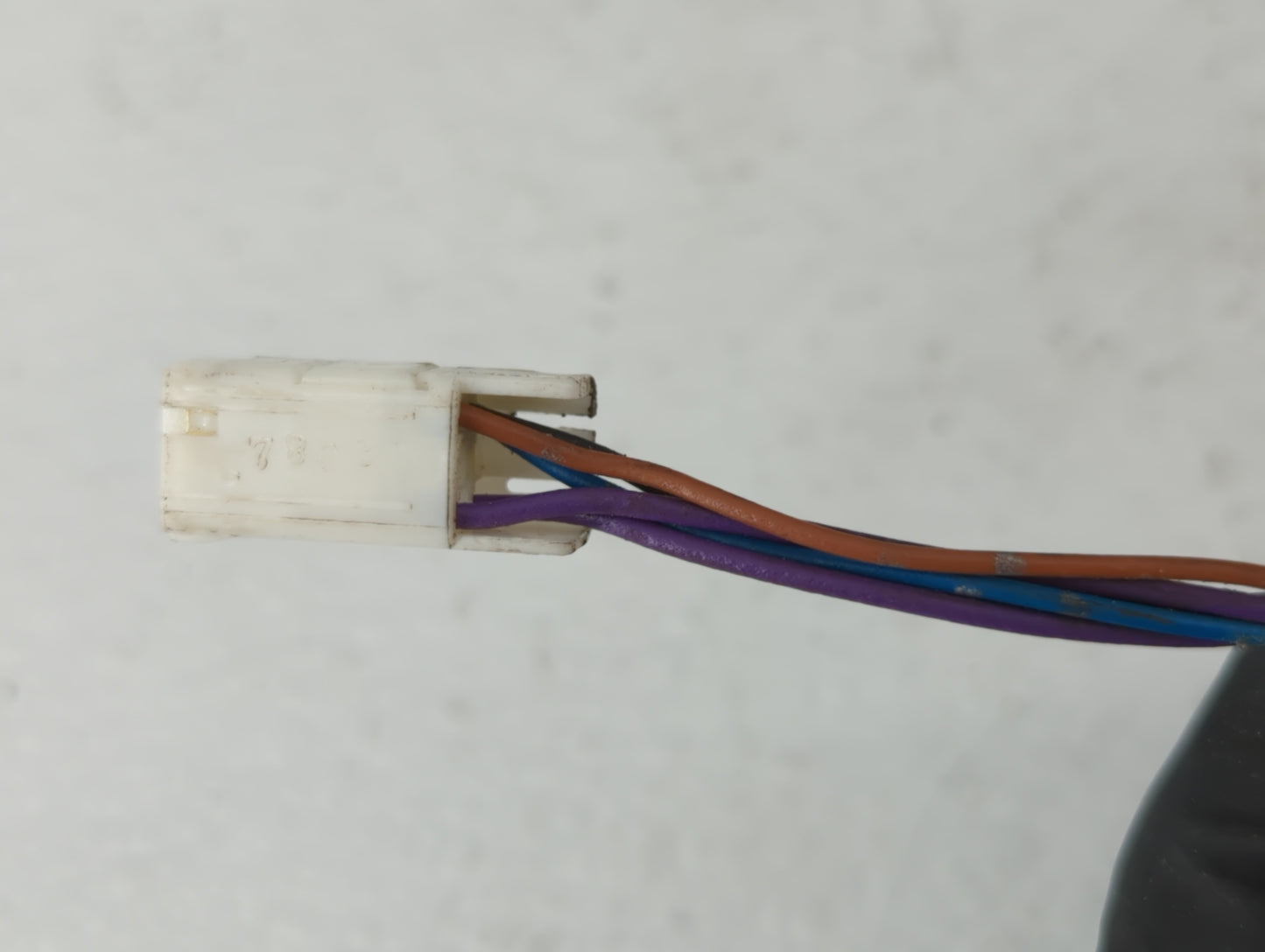 2007-2009 Mazda Cx-7 Driver Left Side View Manual Door Mirror Black - Oemusedautoparts1.com