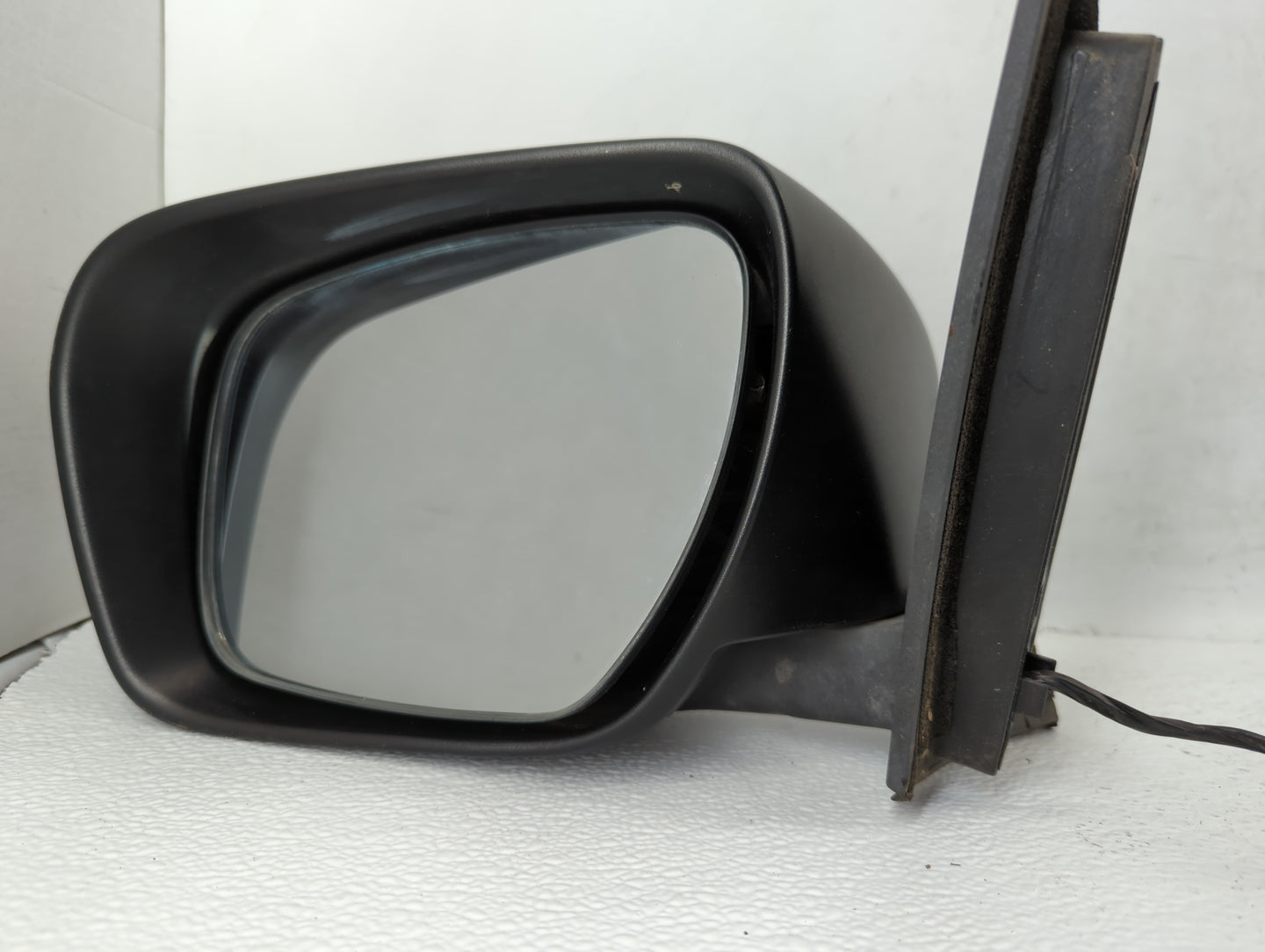 2007-2009 Mazda Cx-7 Driver Left Side View Manual Door Mirror Black - Oemusedautoparts1.com