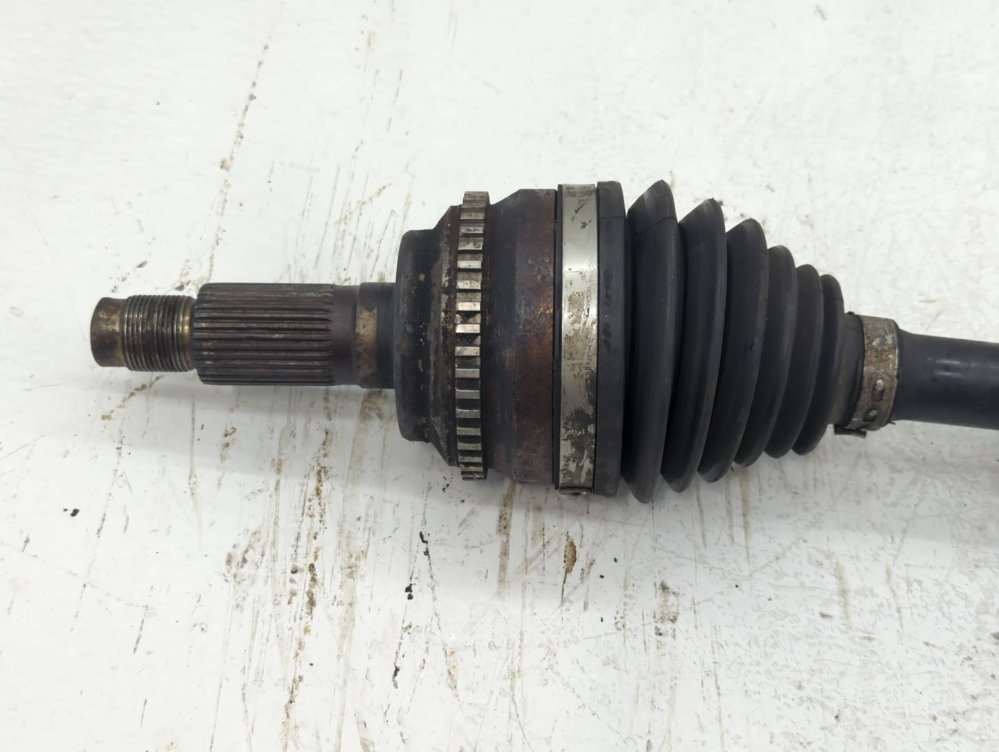 2007-2011 Mazda Cx-7 Axle Shaft Front Driver Cv C/v - Oemusedautoparts1.com