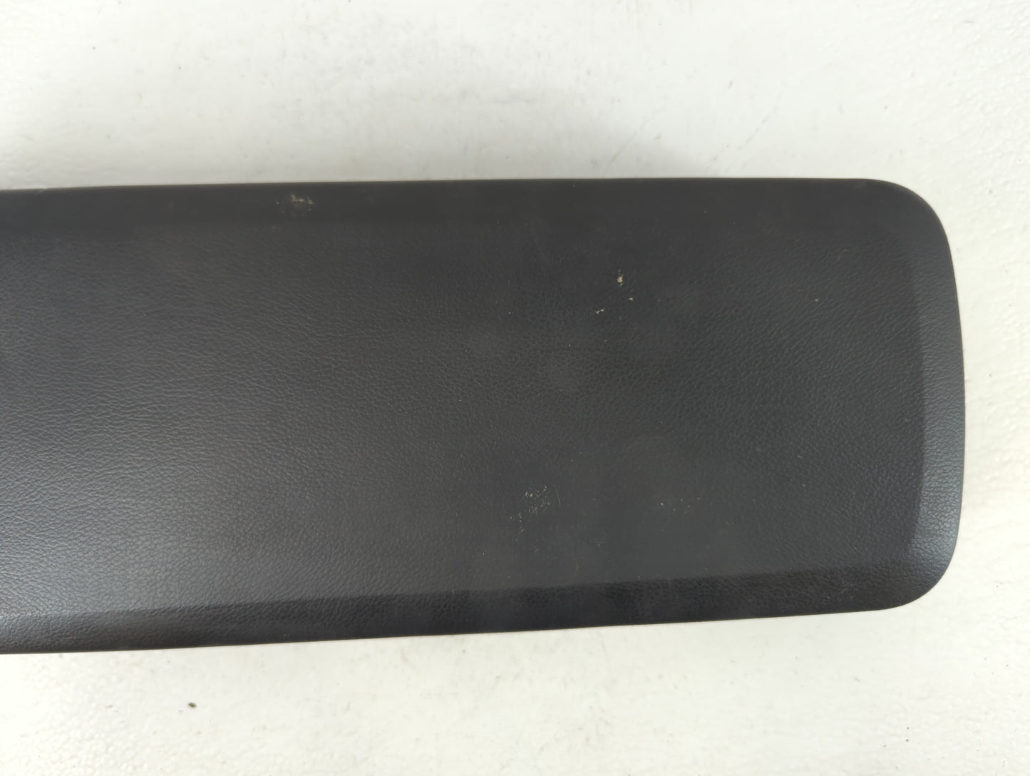 2007-2009 Mazda Cx-7 Center Console Armrest Cover Lid Fits Fits 2007 2008 2009 OEM Used Auto Parts - Oemusedautoparts1.com