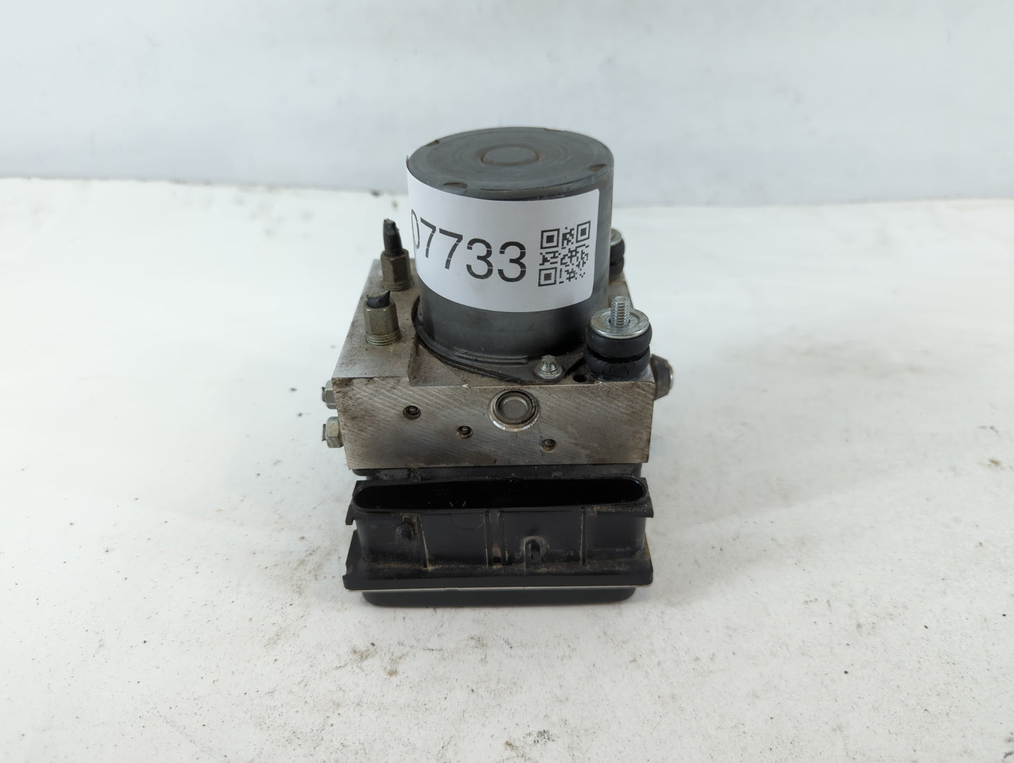 2007-2009 Mazda Cx-7 ABS Pump Control Module Replacement P/N:EG23 43 7A0 0 265 234 476 Fits Fits 2007 2008 2009 OEM Used Aut