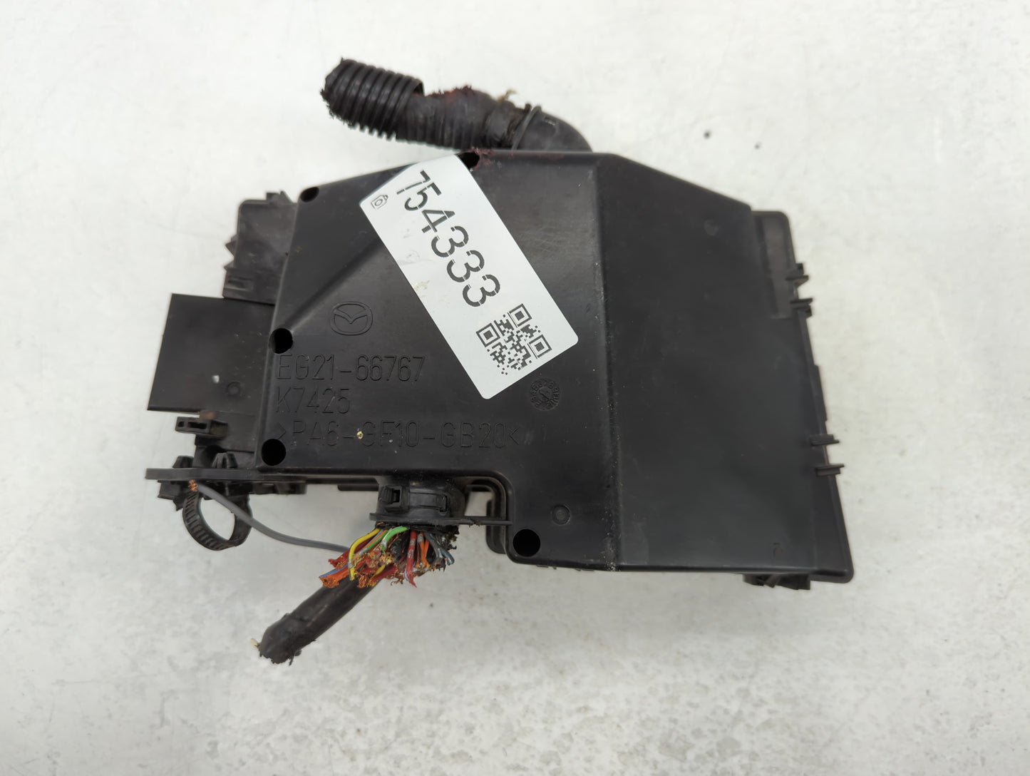 2007-2009 Mazda Cx-7 Fusebox Fuse Box Panel Relay Module P/N:BP4K-66765 518818109 Fits Fits 2007 2008 2009 OEM Used Auto Par