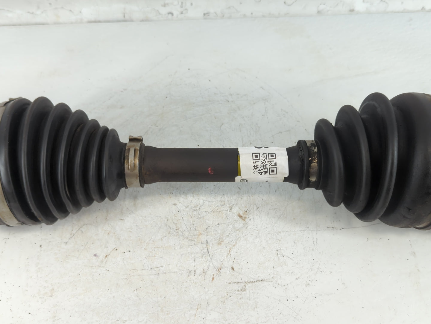 2007-2011 Mazda Cx-7 Axle Shaft Front Driver Cv C/v - Oemusedautoparts1.com