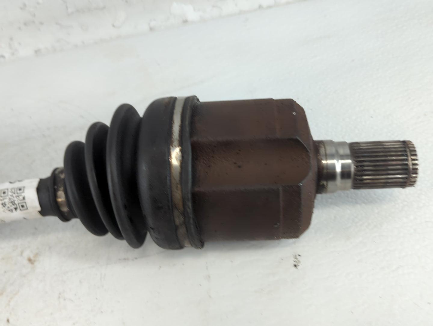 2007-2011 Mazda Cx-7 Axle Shaft Front Driver Cv C/v - Oemusedautoparts1.com