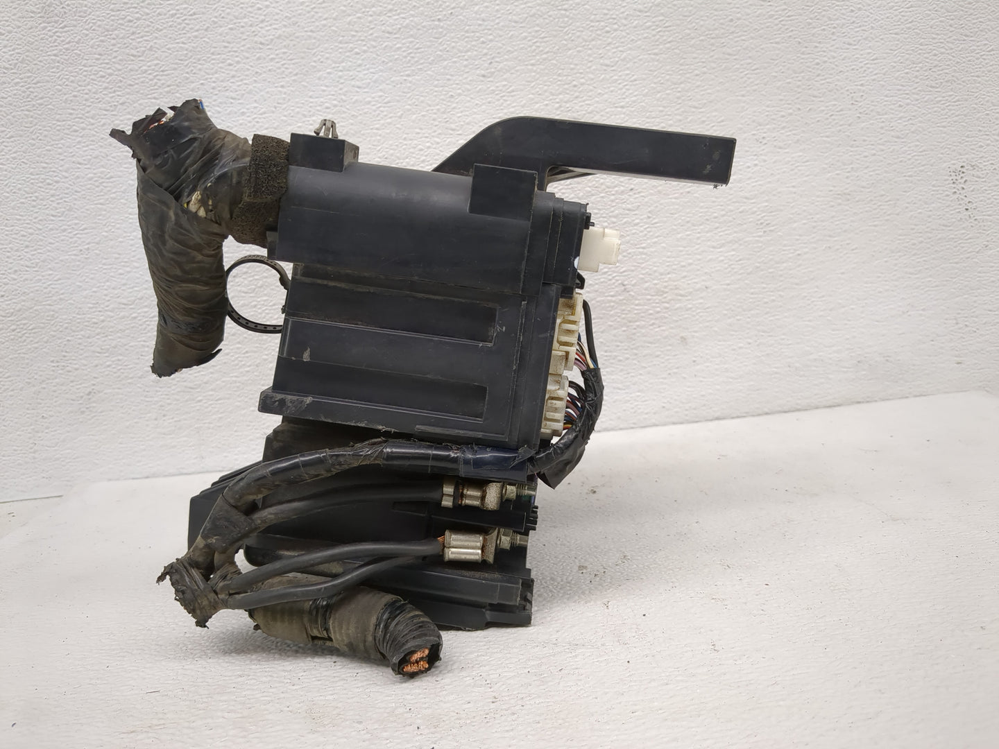 2007-2009 Mazda Cx-9 Fusebox Fuse Box Panel Relay Module Fits Fits 2007 2008 2009 OEM Used Auto Parts - Oemusedautoparts1.co