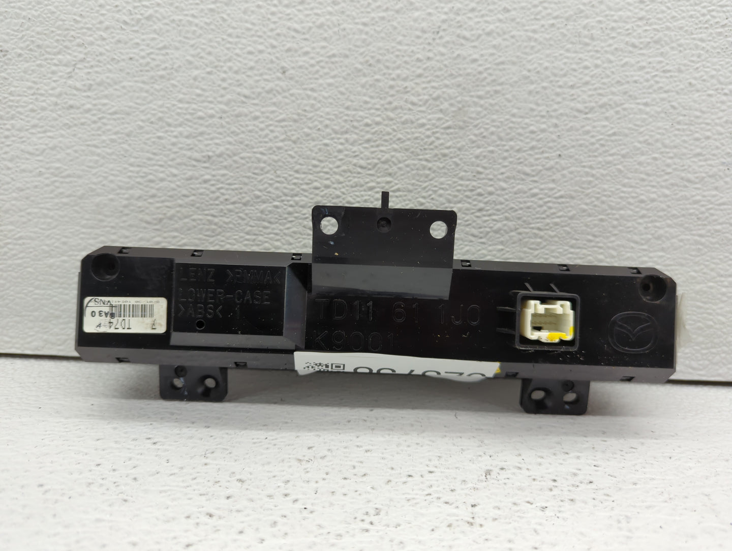 2007-2008 Mazda Cx-9 Radio AM FM Cd Player Receiver Replacement P/N:TD11 61 1J0 Fits Fits 2007 2008 OEM Used Auto Parts - Oe