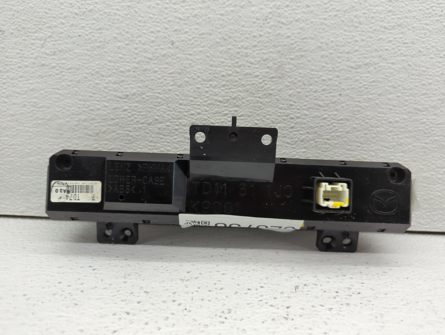 2007-2008 Mazda Cx-9 Radio AM FM Cd Player Receiver Replacement P/N:TD11 61 1J0 Fits Fits 2007 2008 OEM Used Auto Parts - Oe