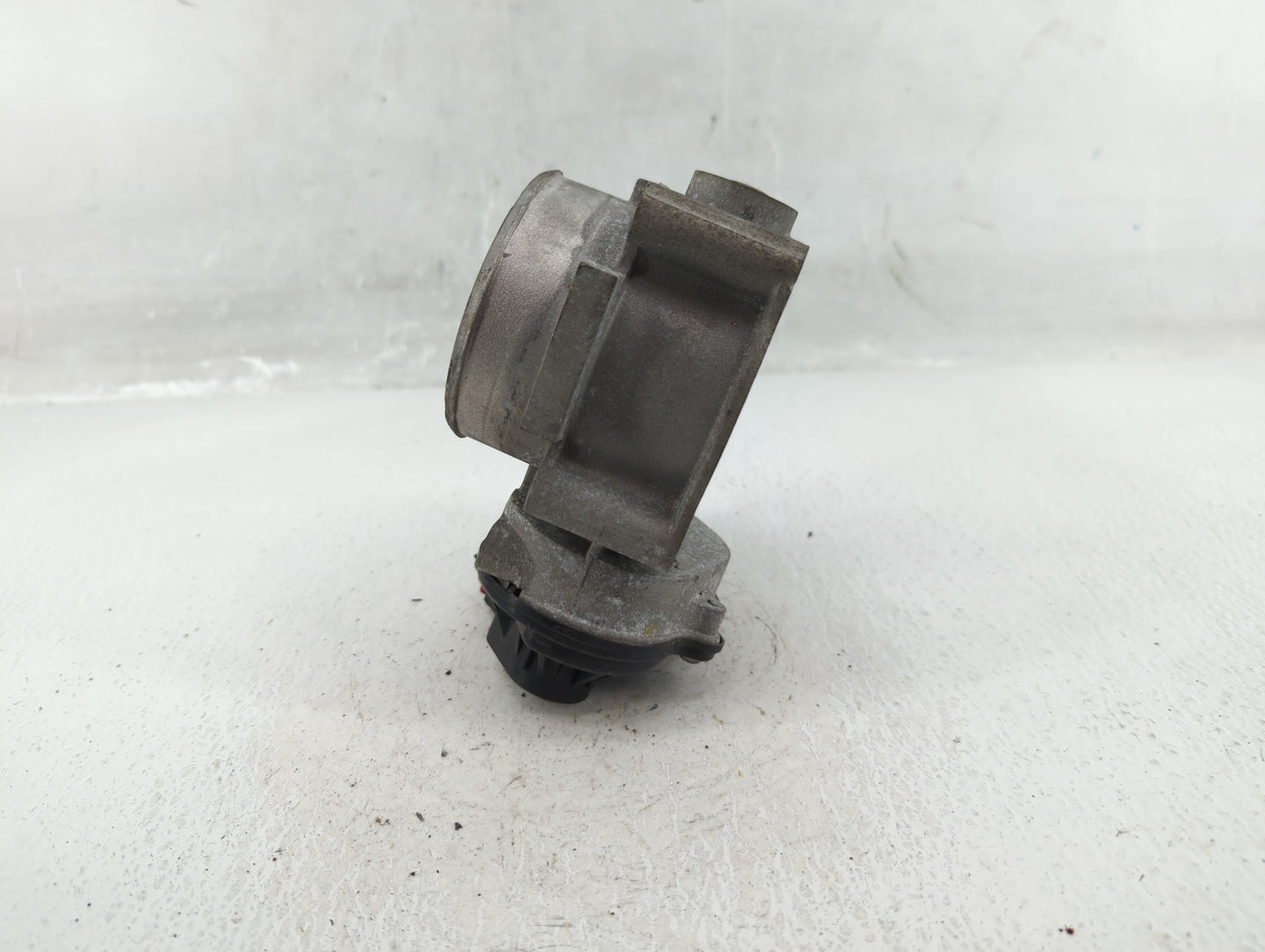 2007-2015 Mazda Cx-9 Throttle Body P/N:7T4E-EC Fits Fits 2007 2008 2009 2010 2011 2012 2013 2014 2015 OEM Used Auto Parts - 