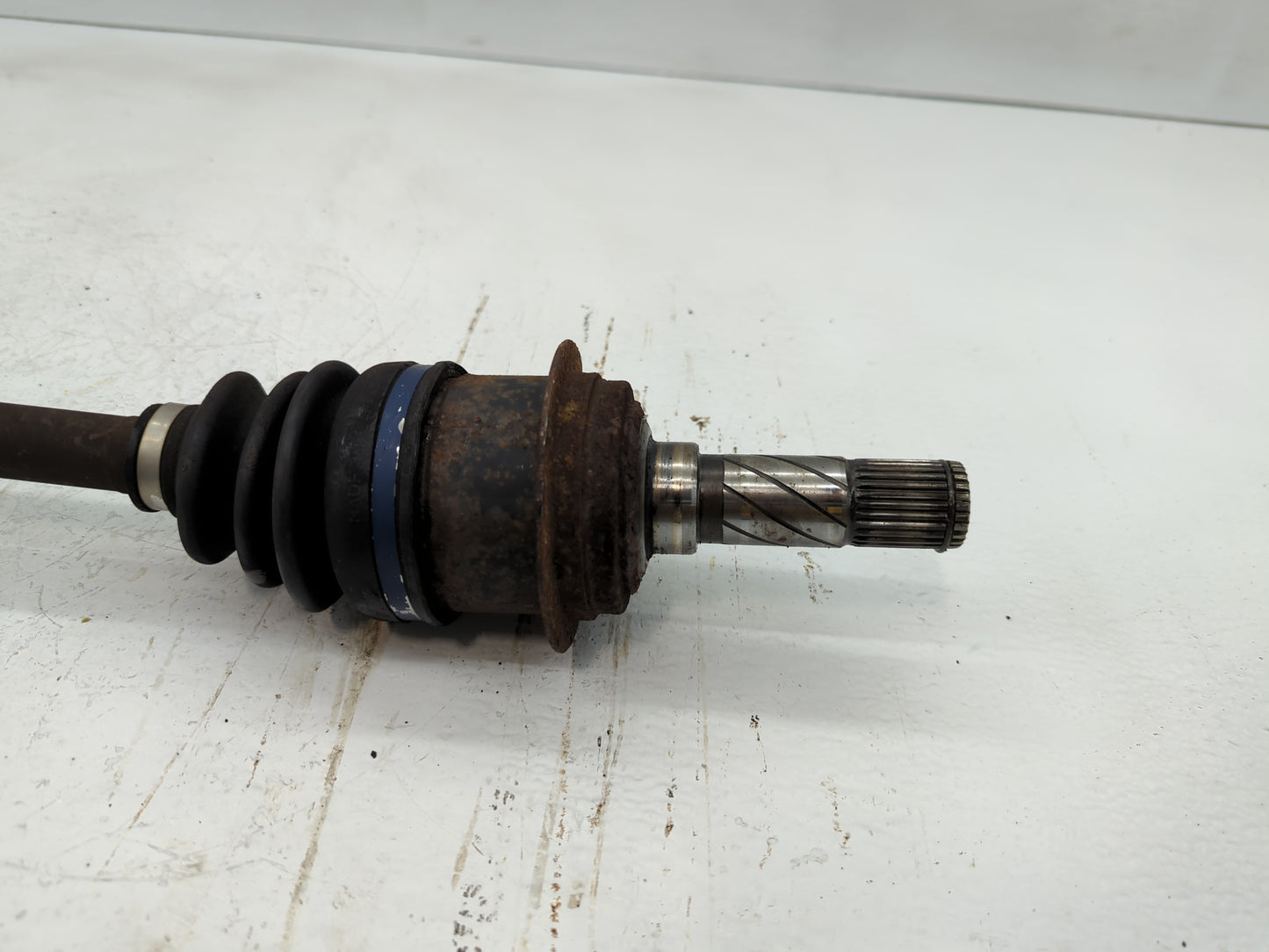 2007-2010 Mazda Cx-9 Axle Shaft Front Driver Cv C/v - Oemusedautoparts1.com