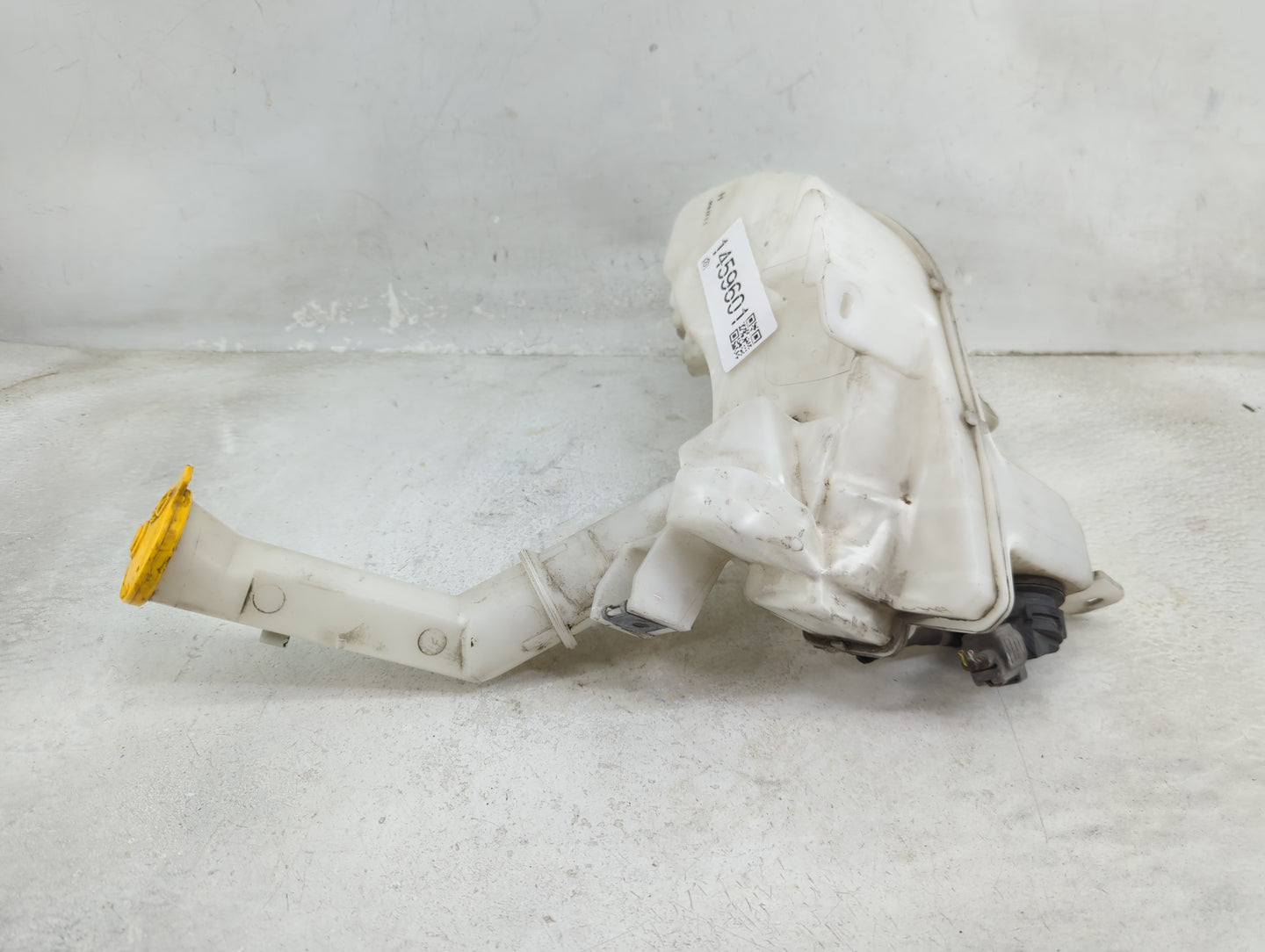 Mazda Mazda3 Windshield Washer Fluid Reservoir Bottle Oem - Oemusedautoparts1.com
