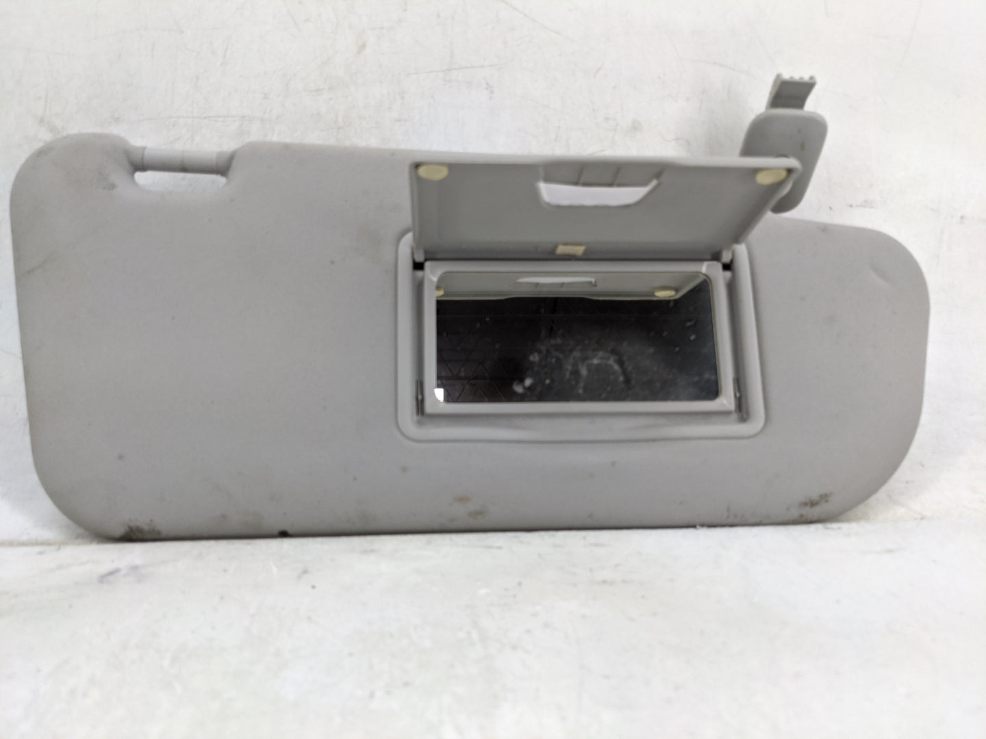 2008 Mazda Mazda3 Sun Visor Shade Replacement Passenger Right Mirror Fits Fits 2004 2005 2006 2007 2009 OEM Used Auto Parts 