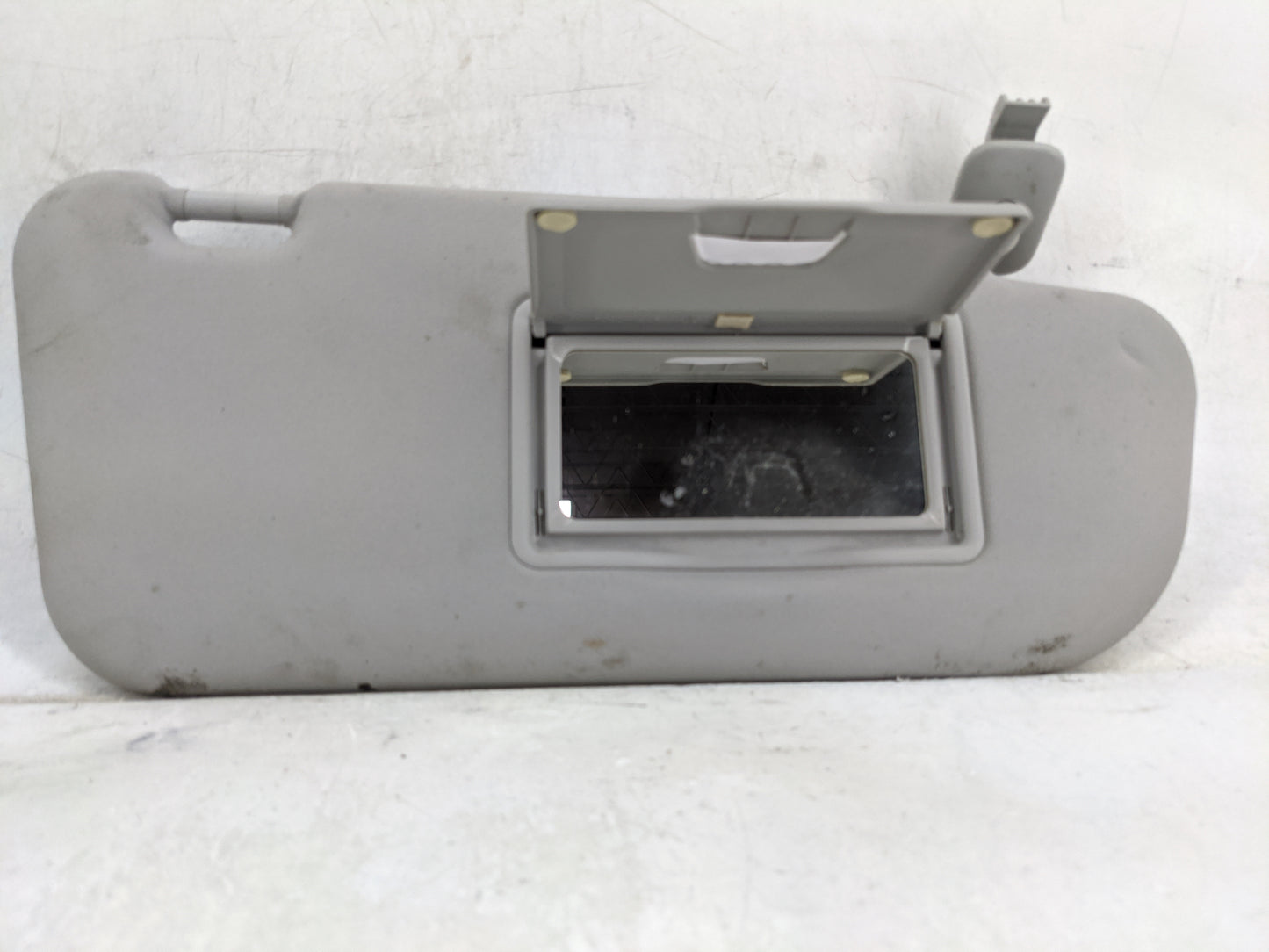 2008 Mazda Mazda3 Sun Visor Shade Replacement Passenger Right Mirror Fits Fits 2004 2005 2006 2007 2009 OEM Used Auto Parts 