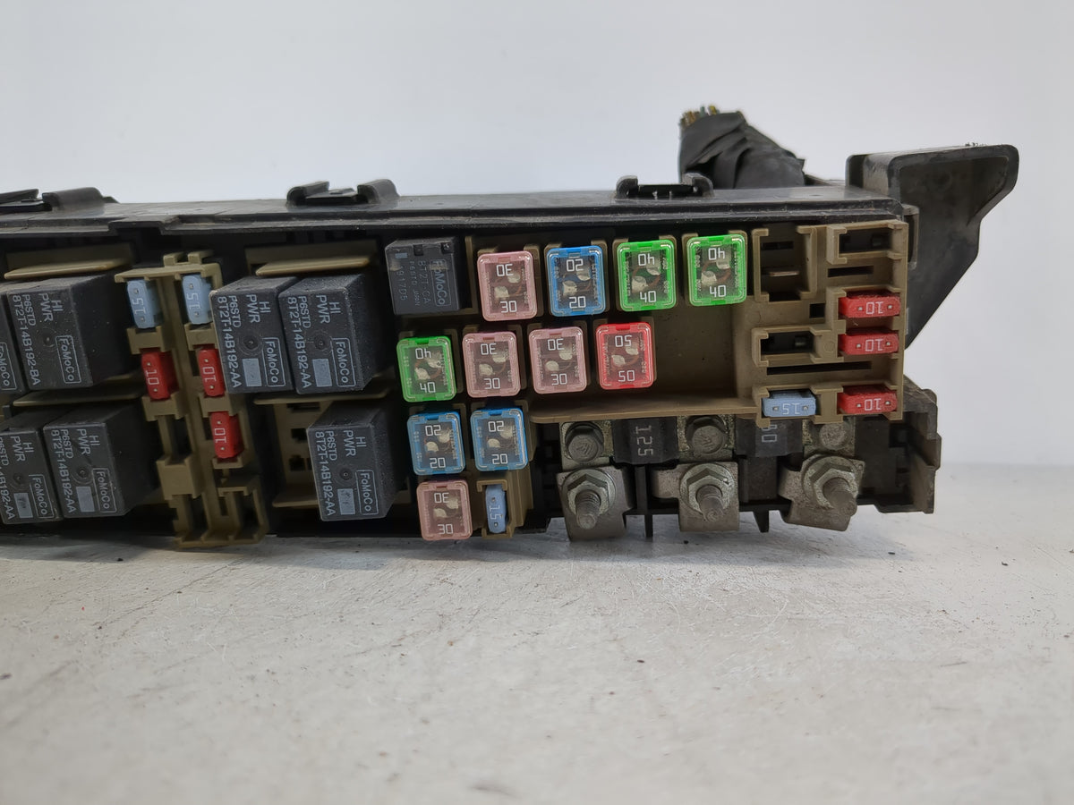 2008 Mazda Tribute Fusebox Fuse Box Panel Relay Module P/N:8L8T-14A003-AE Fits Fits 2006 2007 2009 OEM Used Auto Parts - Oem