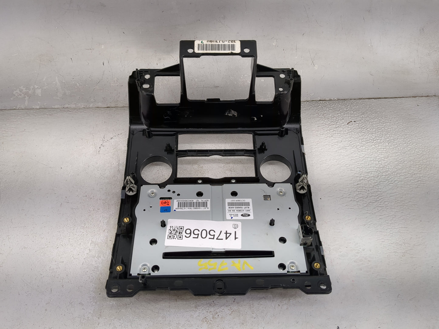 2008-2008 Mazda Tribute Radio Control Panel Black - Oemusedautoparts1.com