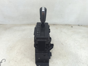 2008 Mazda Tribute Floor Console Assembly Shifter - Oemusedautoparts1.com