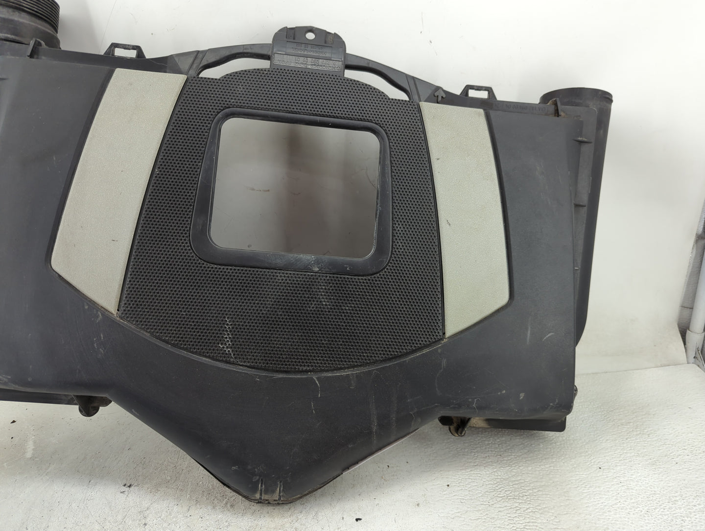 2008 Mercedes-benz C-class Air Cleaner Intake-duct Hose Tube - Oemusedautoparts1.com