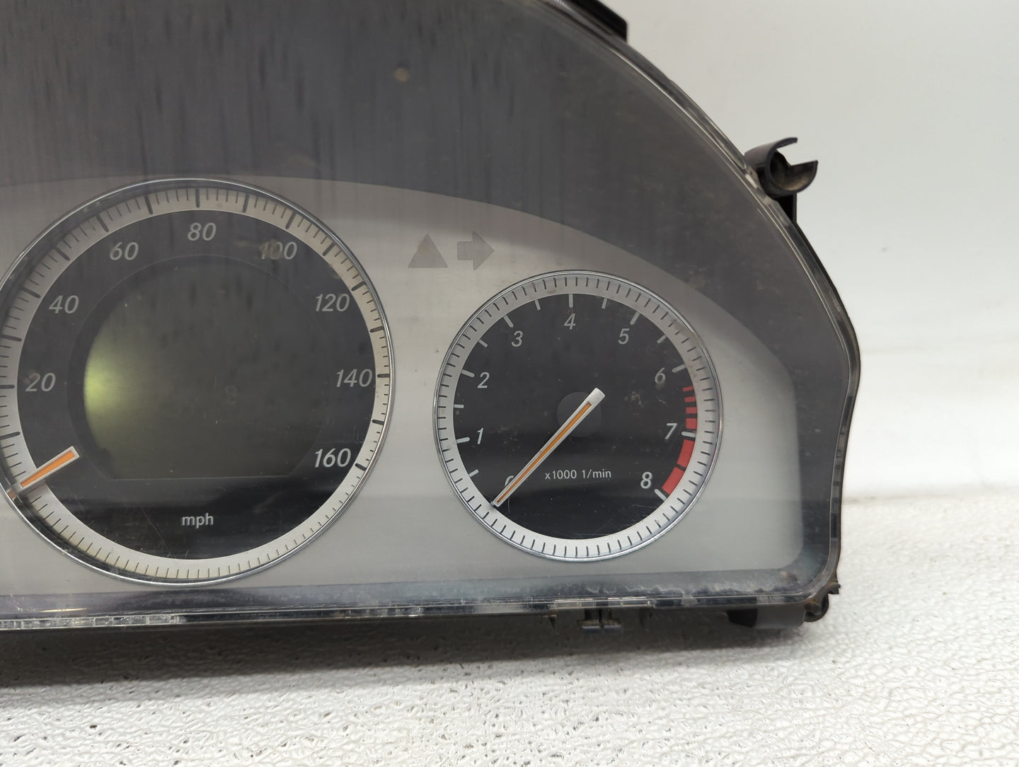 2008 Mercedes-Benz C-Class Instrument Cluster Speedometer Gauges P/N:A2C53257640 A2045402948, A2045401711 Fits Fits 2009 OEM