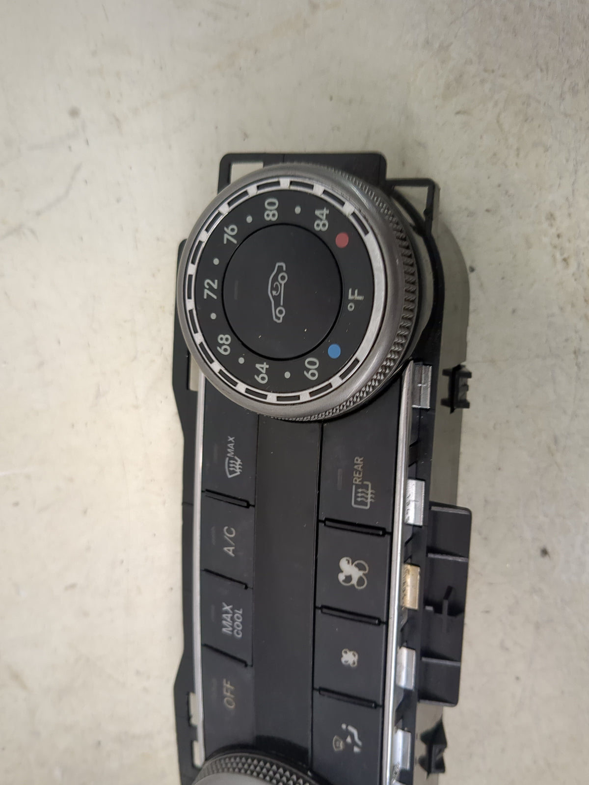 2008 Mercedes-Benz C-Class Climate Control Module Temperature AC/Heater Replacement P/N:2048300290 Fits OEM Used Auto Parts 