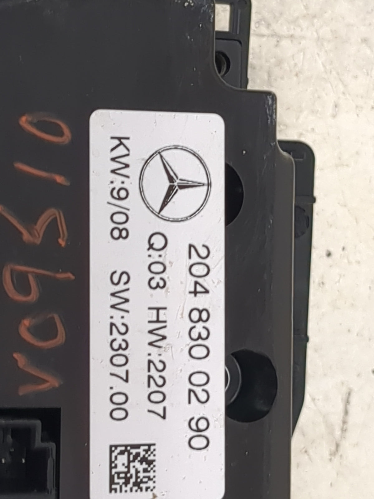 2008 Mercedes-Benz C-Class Climate Control Module Temperature AC/Heater Replacement P/N:2048300290 Fits OEM Used Auto Parts 