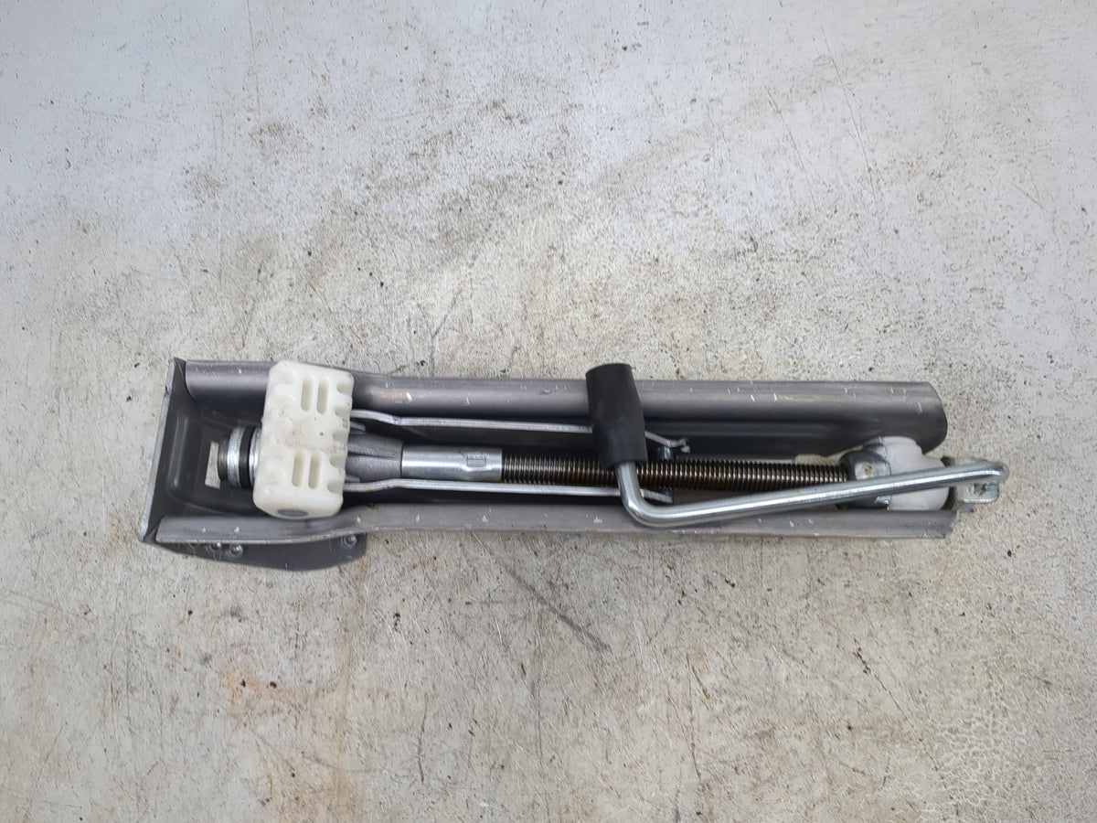 2008 Mercedes-benz C-class Spare Scissor Car Jack - Oemusedautoparts1.com