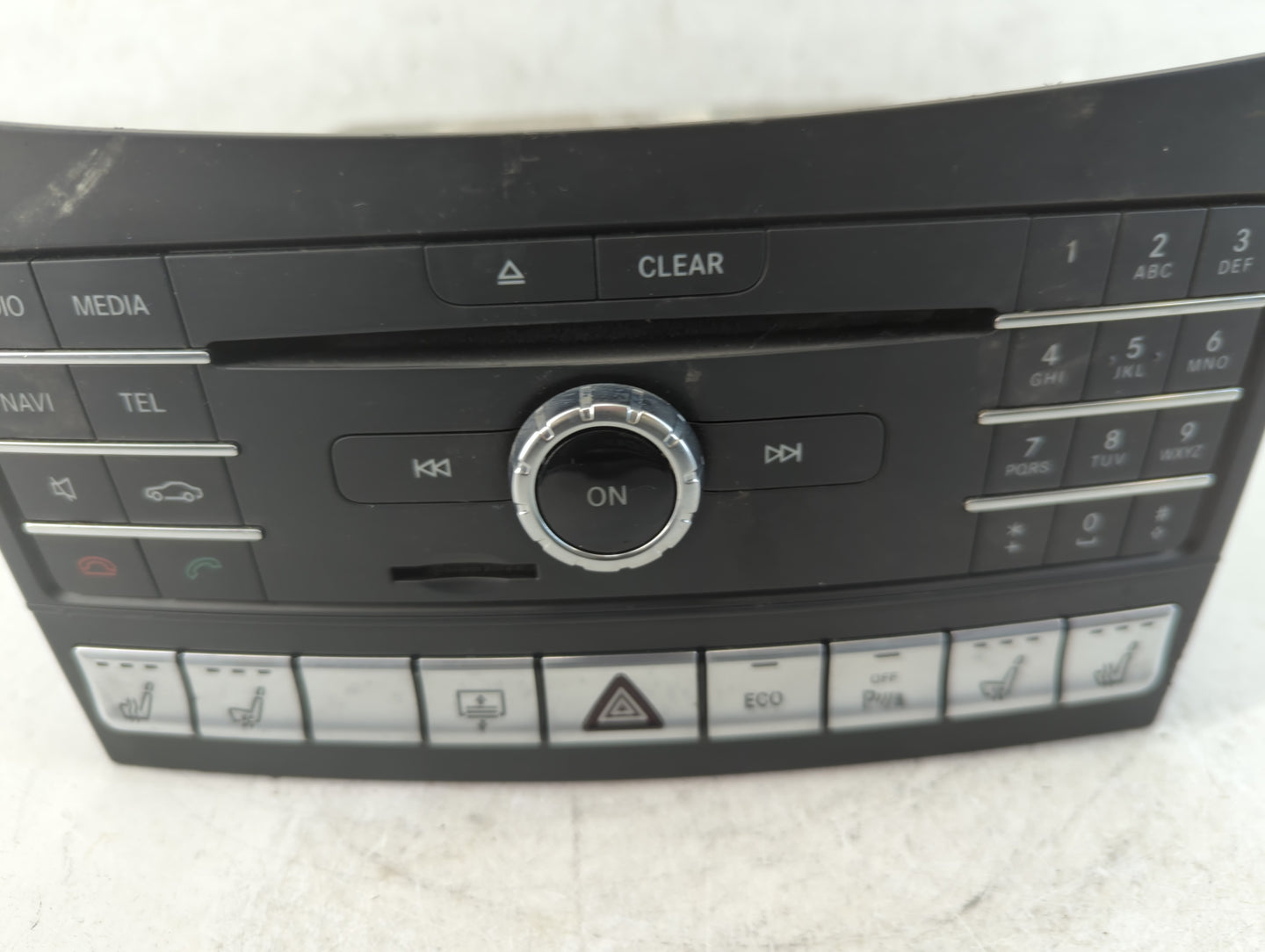 2008 Mercedes-Benz C200 Radio AM FM Cd Player Receiver Replacement P/N:A 2018 900 59 07 Fits Fits 2009 OEM Used Auto Parts -