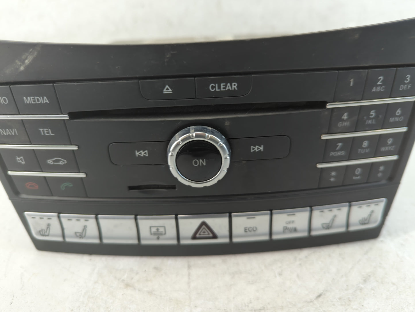 2008 Mercedes-Benz C200 Radio AM FM Cd Player Receiver Replacement P/N:A 2018 900 59 07 Fits Fits 2009 OEM Used Auto Parts -