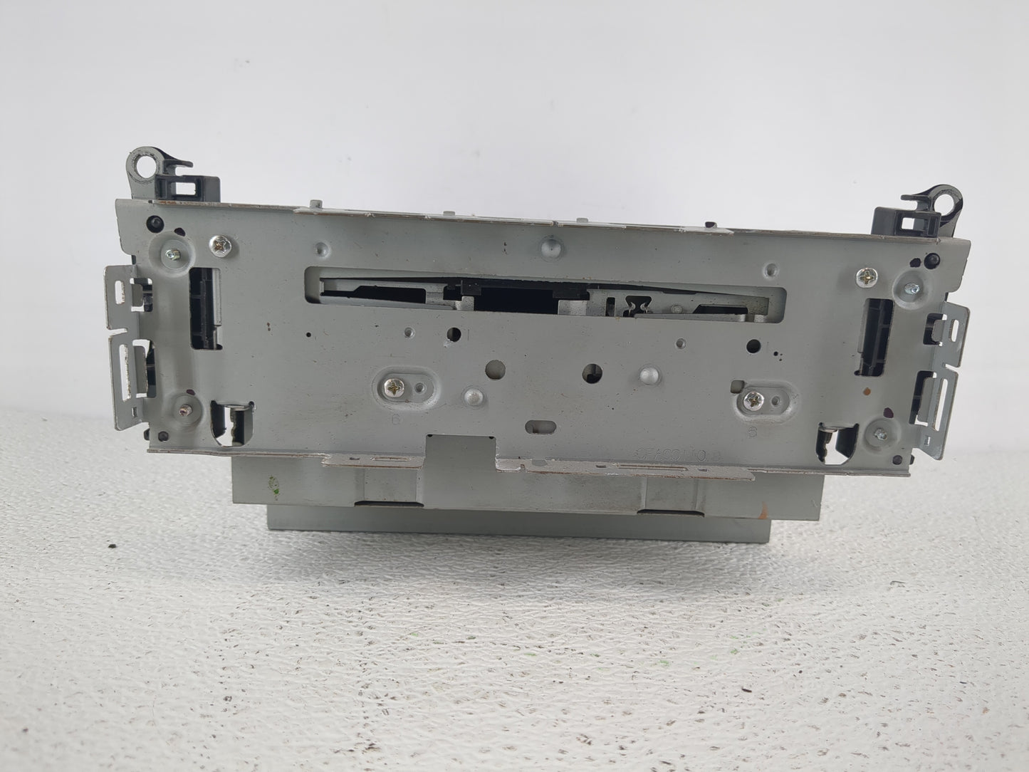 2008 Mercedes-Benz C300 Radio AM FM Cd Player Receiver Replacement P/N:A 204 870 08 94 Fits OEM Used Auto Parts - Oemusedaut
