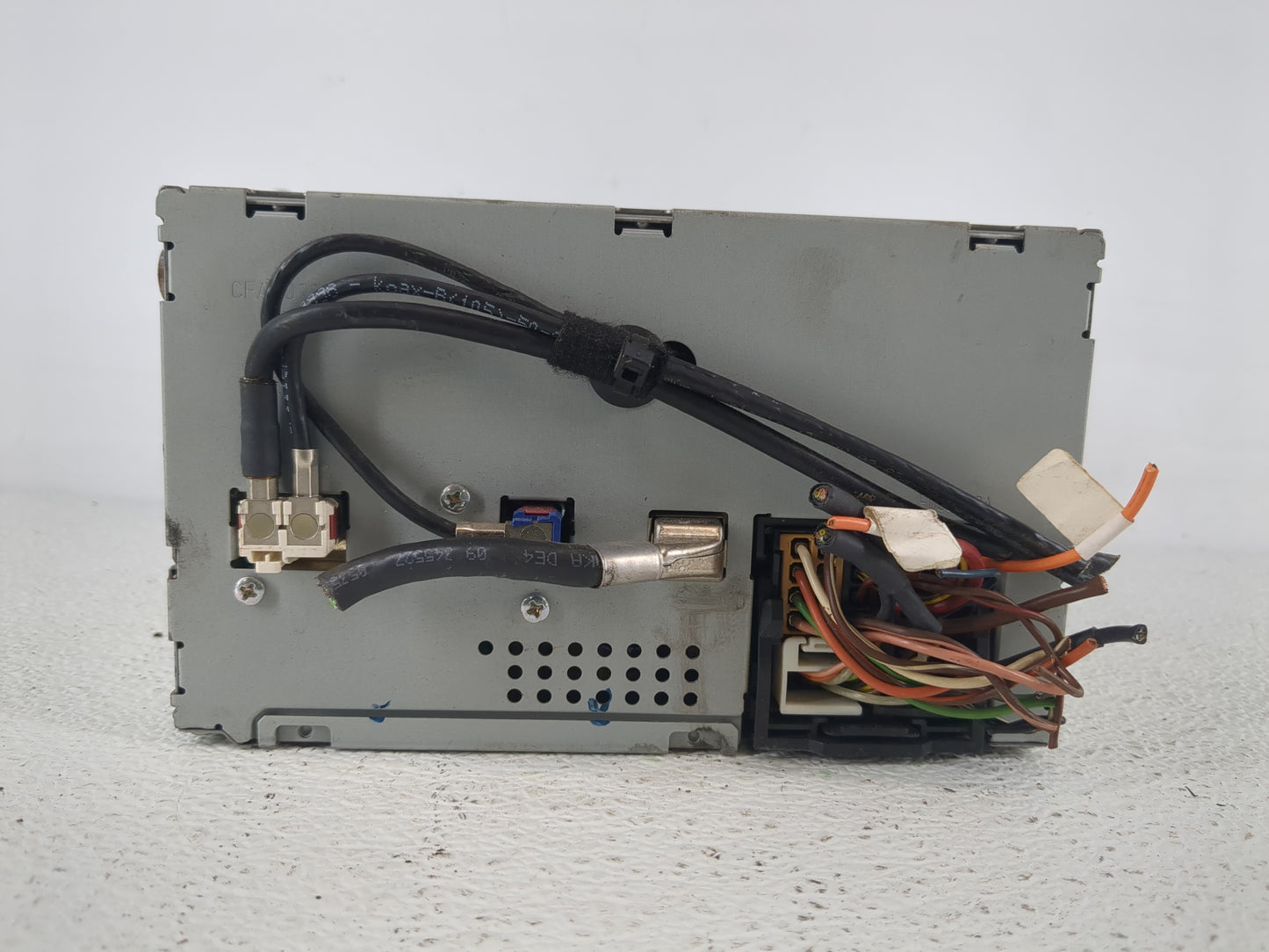 2008 Mercedes-Benz C300 Radio AM FM Cd Player Receiver Replacement P/N:A 204 870 08 94 Fits OEM Used Auto Parts - Oemusedaut