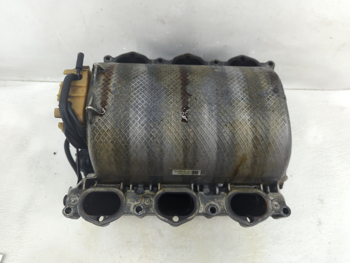2008-2012 Mercedes-Benz C300 Air Intake Manifold P/N:10 004 13599 1 00 70024626 00 Fits OEM Used Auto Parts - Oemusedautopar